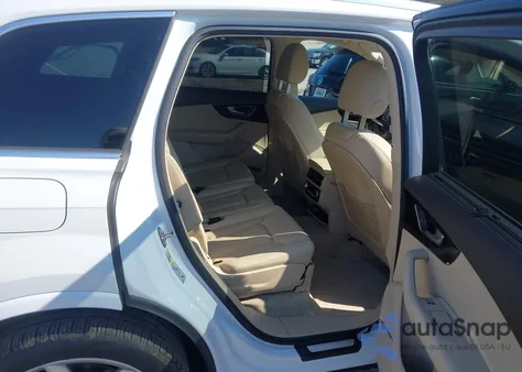 2017 Audi Q7 3.0T Premium из США, поврежденный, VIN WA1VAAF71HD058520